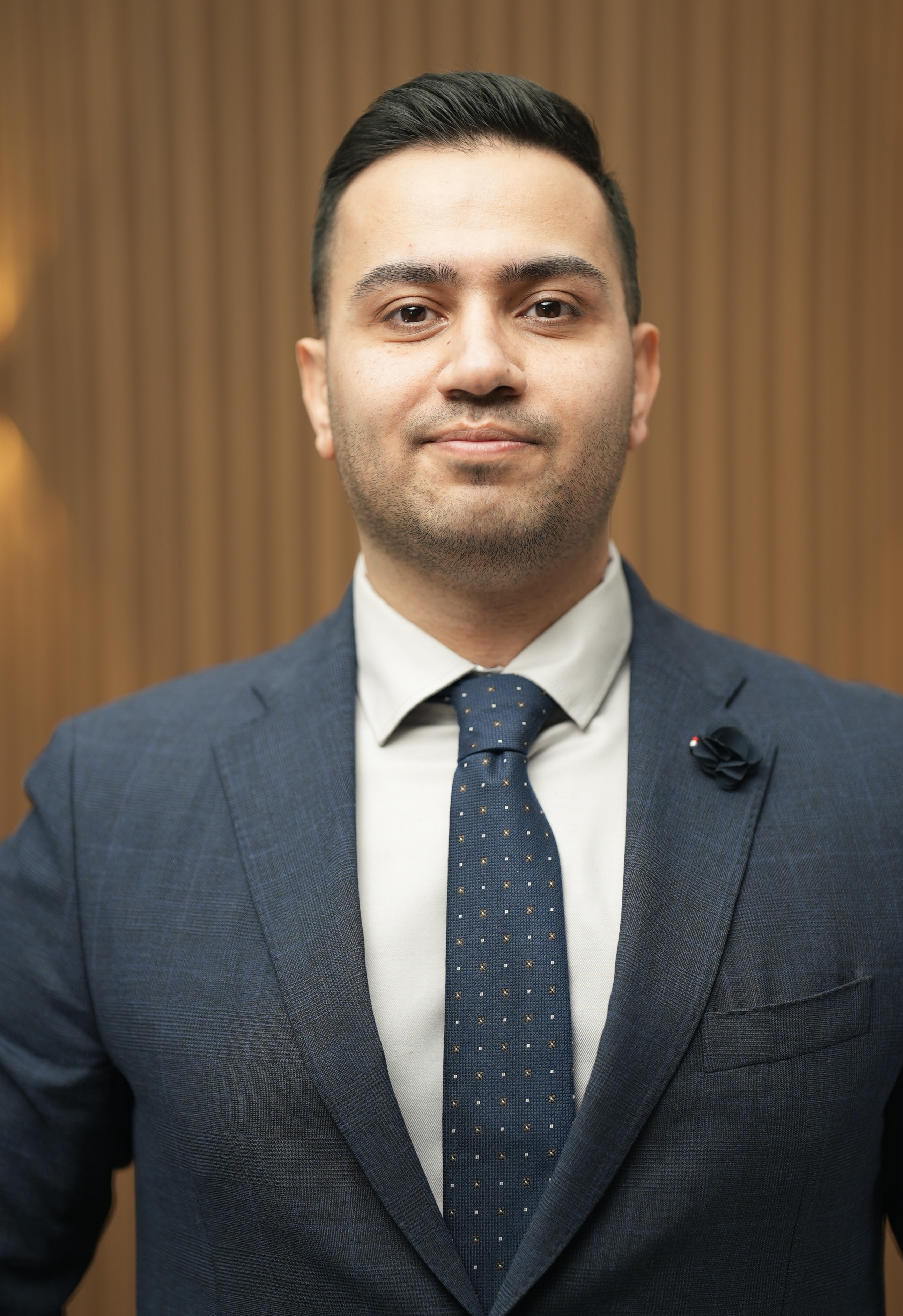 Dr. Amir Mahdi Meshkin Mehr